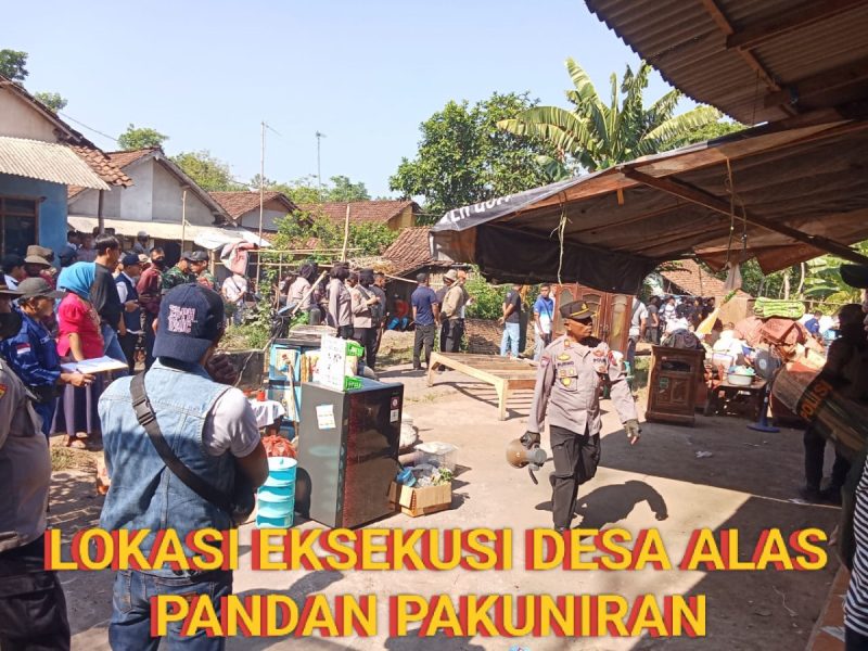 Desa Alaspandan Lagi Berduka, Mayat yang Sudah Puluhan Tahun Pun Harus Pergi